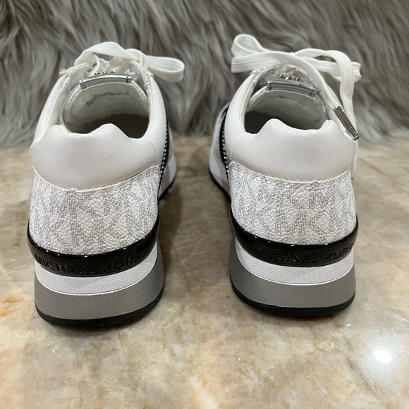 Michael Kors Allíe Women’s Low Top Sneakers White/Black. NEW - Picture 5 of 7